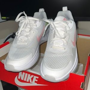 Nike Wearallday GS(YOUTH SIZE)